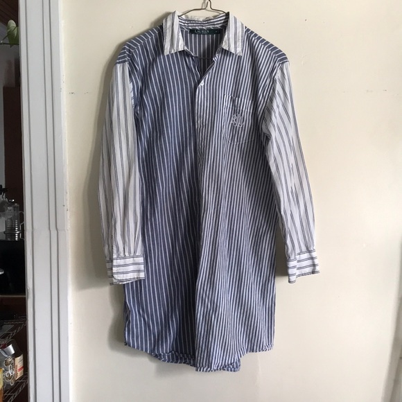 Ralph Lauren Tops - 🌼 3/$20 SALE 🌼  Vintage Ralph Lauren Shirt